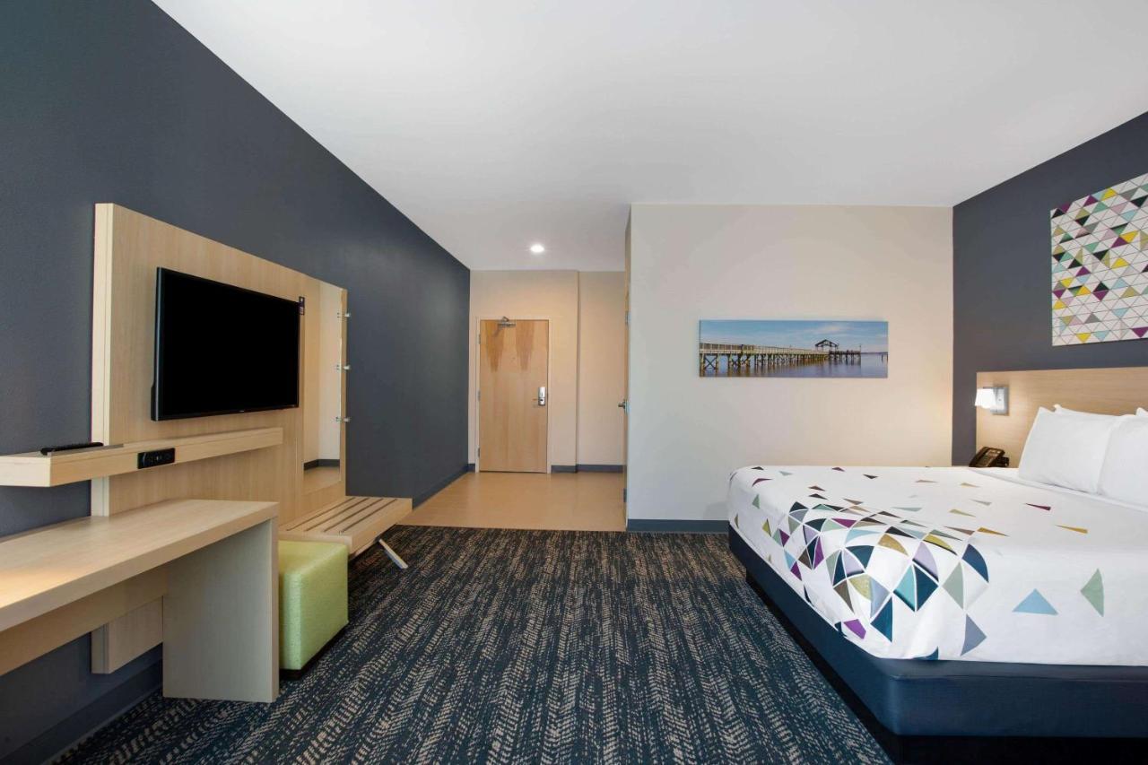 La Quinta Inn & Suites By Wyndham Manassas, Va- Dulles Airport Экстерьер фото