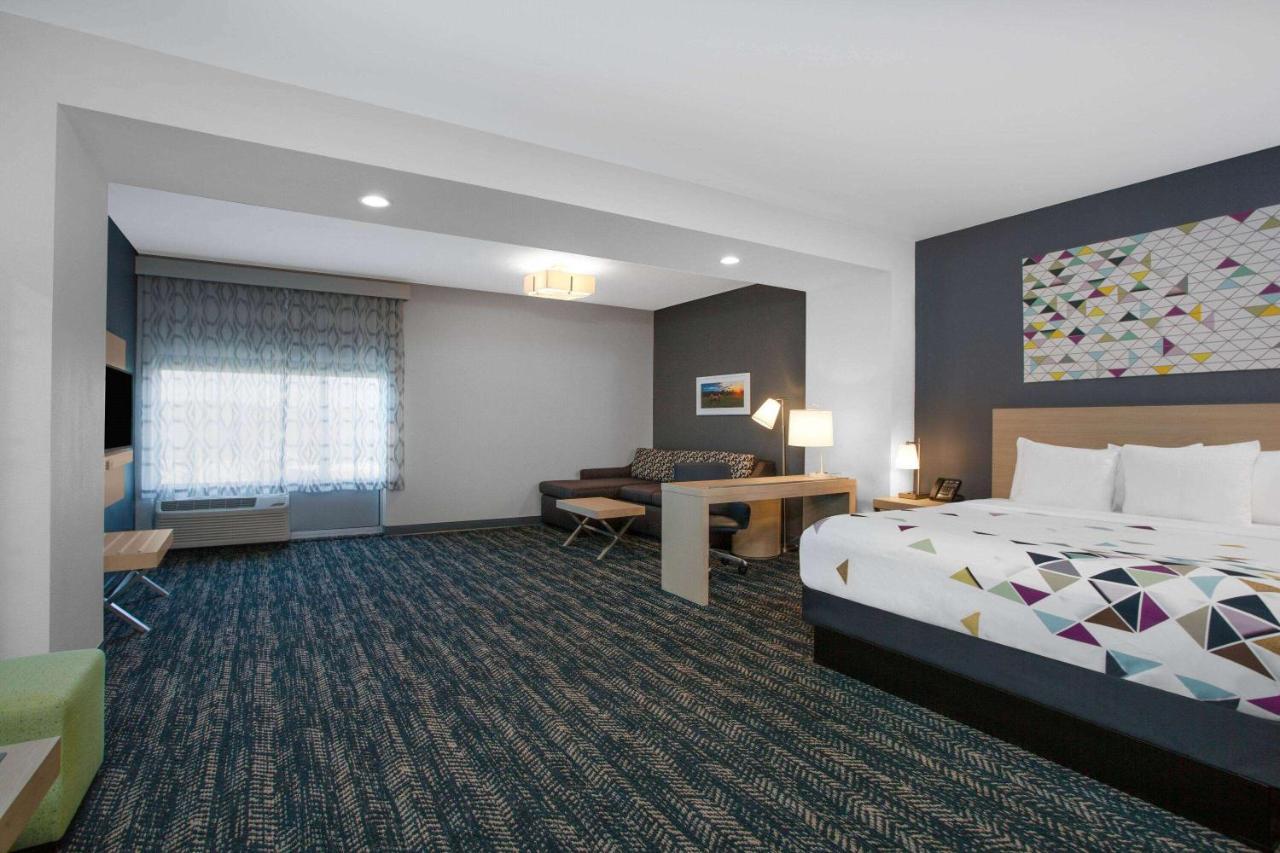La Quinta Inn & Suites By Wyndham Manassas, Va- Dulles Airport Экстерьер фото